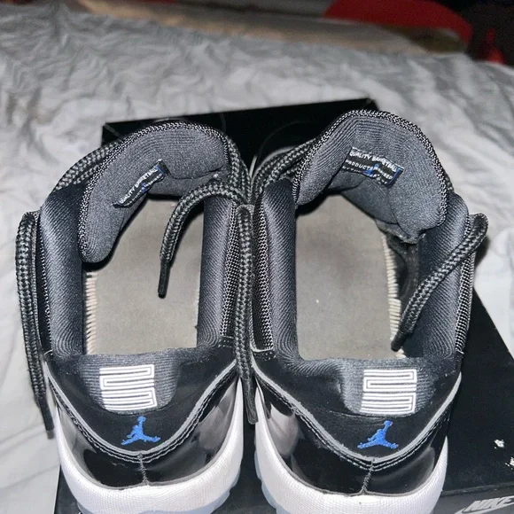 Jordan Retro Black and White Sneakers - Picture 4 of 7